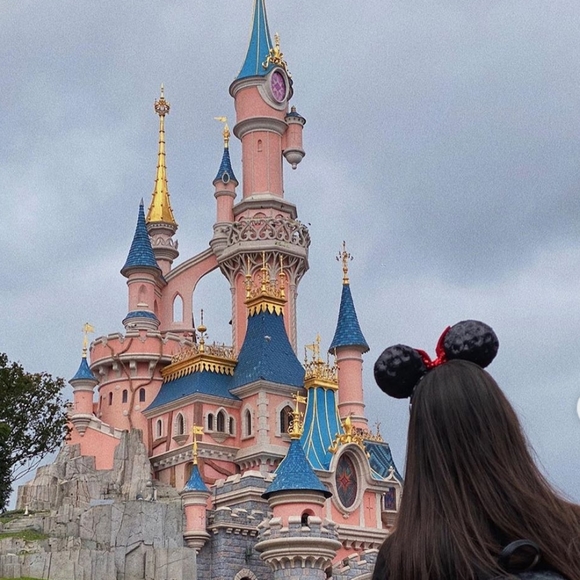 Meet your Posher, Prim - Picture 1 of 1